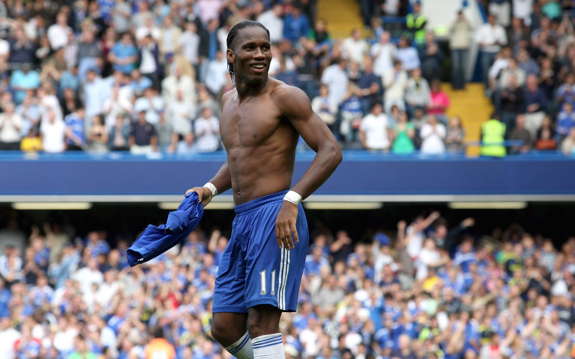 德布劳内迎来二十赛季出色发挥,尤文图斯观众热烈欢呼!上演精彩一战